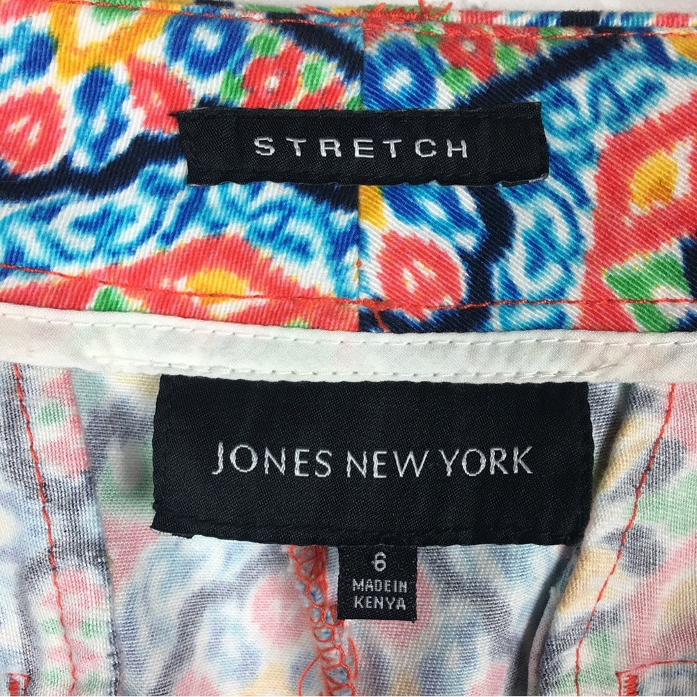 Jones New York stretch multi colored print Bermuda shorts size 6 - Picture 7 of 9